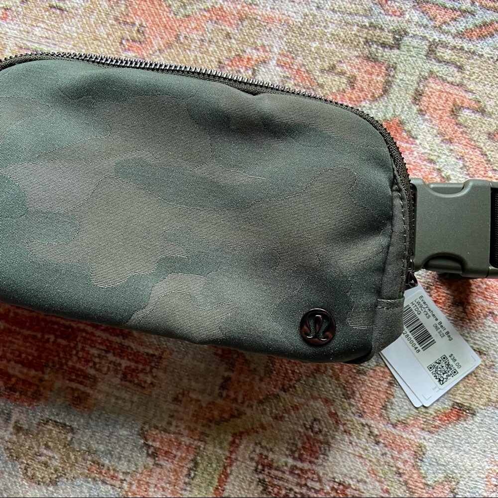 Lululemon Camo Belt Bag